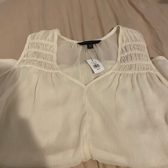 Sheer flow top - Picture 4 of 5